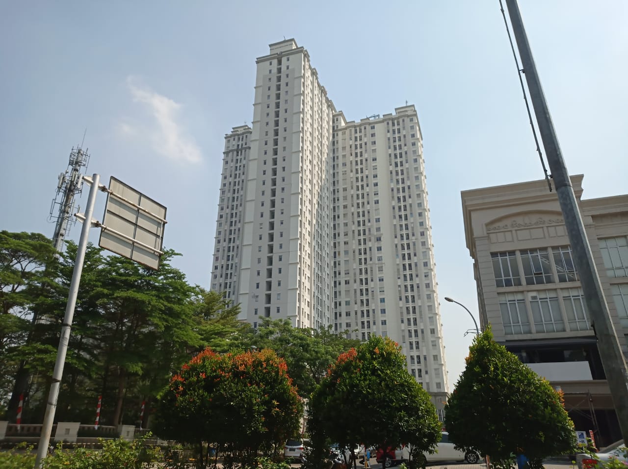 Disewakan Unit Apartemen Green Lake Sunter Full Furnished